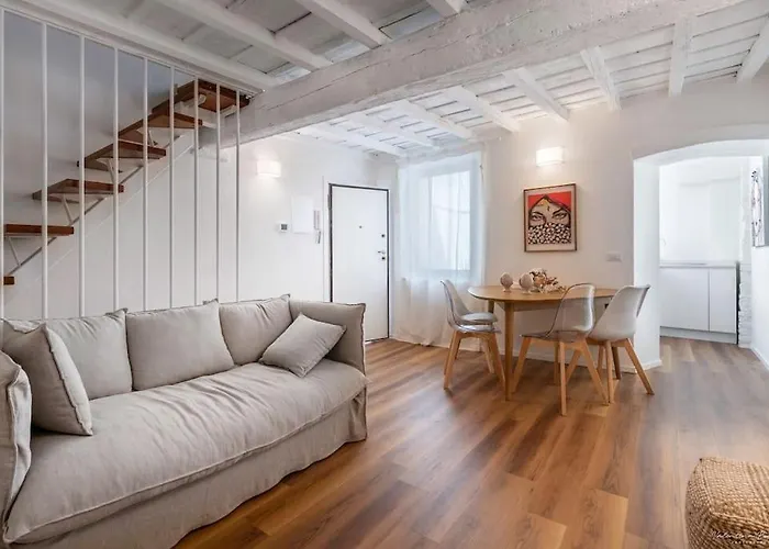 Flo Florence Loft
